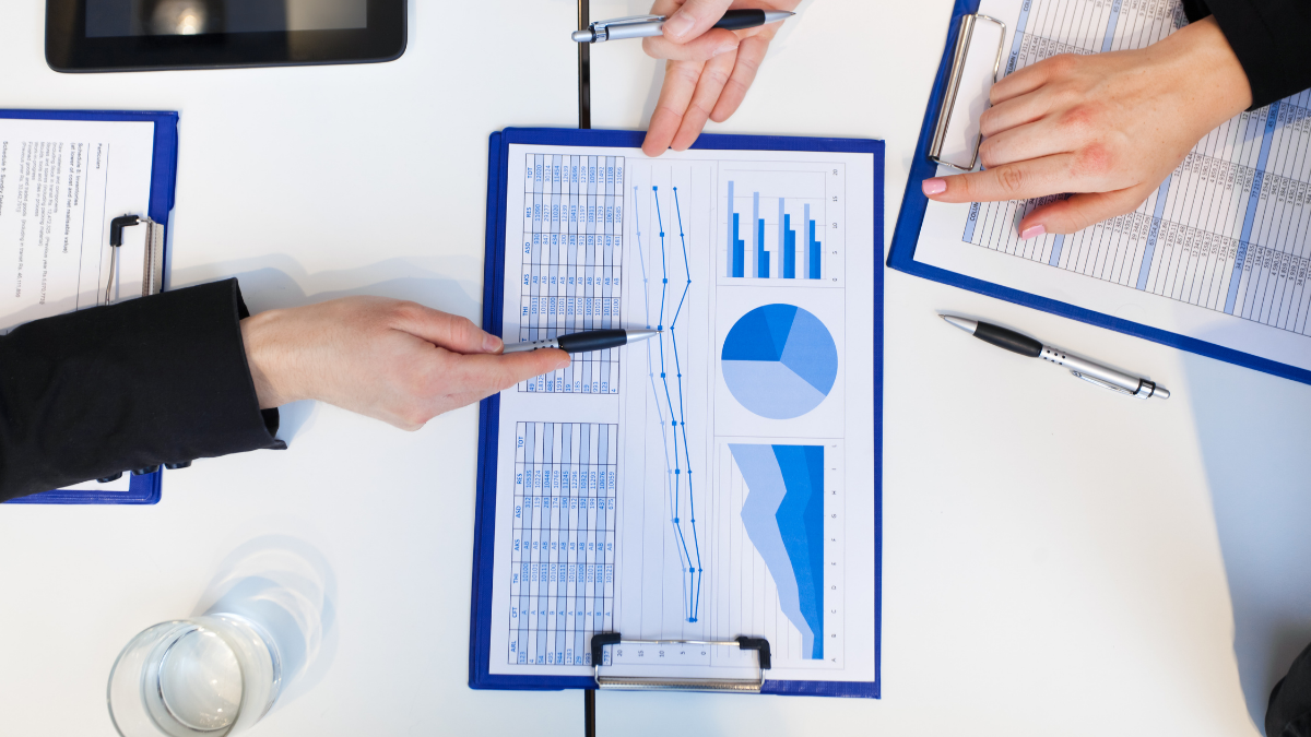 Let Invoices Steer Your Brand in the Right Direction — It’s Year-End, So Where’s Your Data-Driven Marketing? – invosData